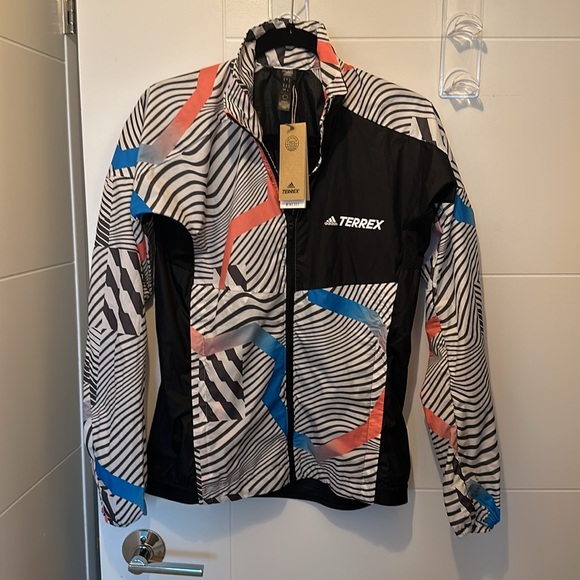 Adidas terrex trail running wind jacket, xs - Picture 5 of 9